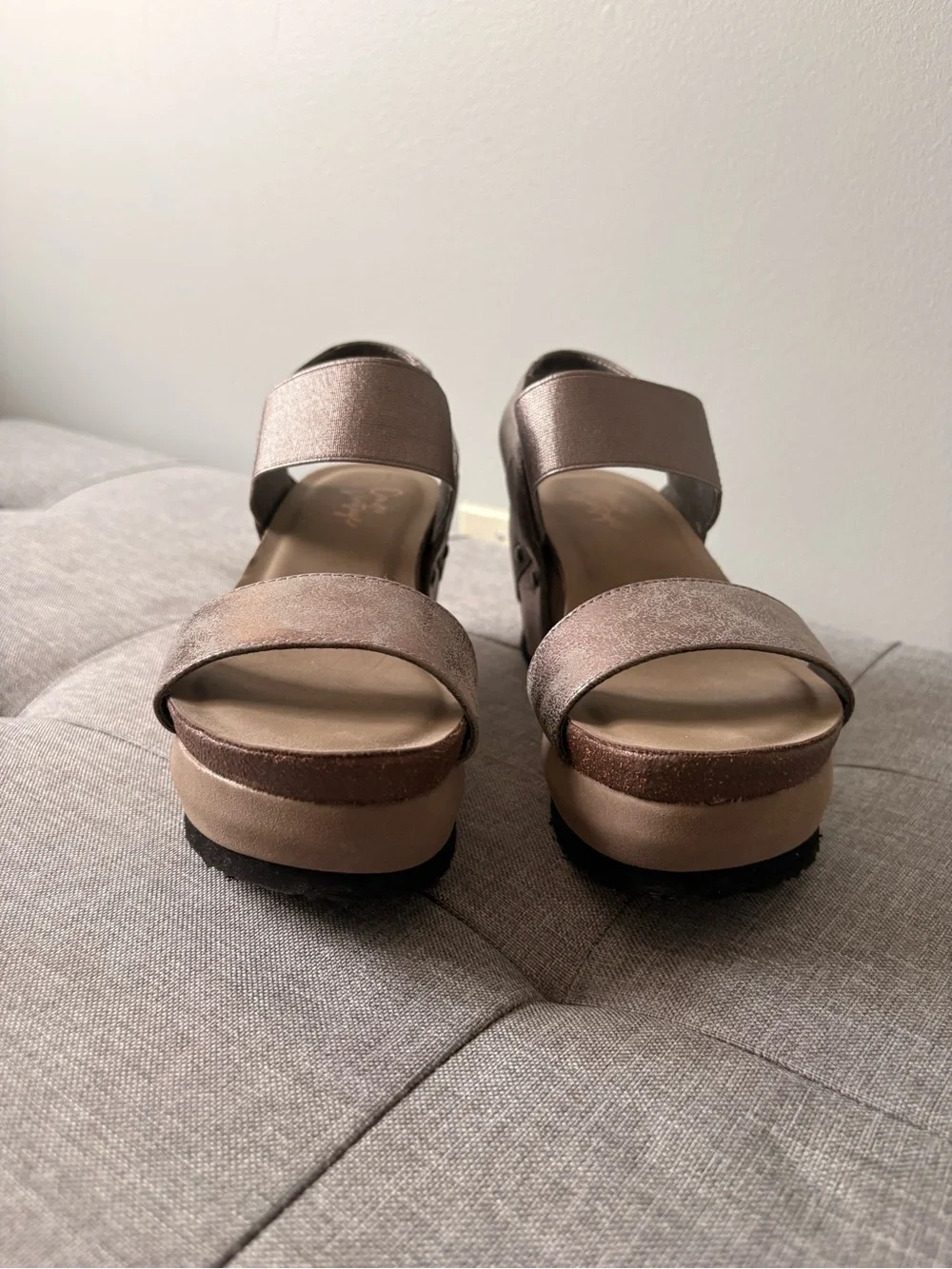 Crown Vintage Wedge Sandals